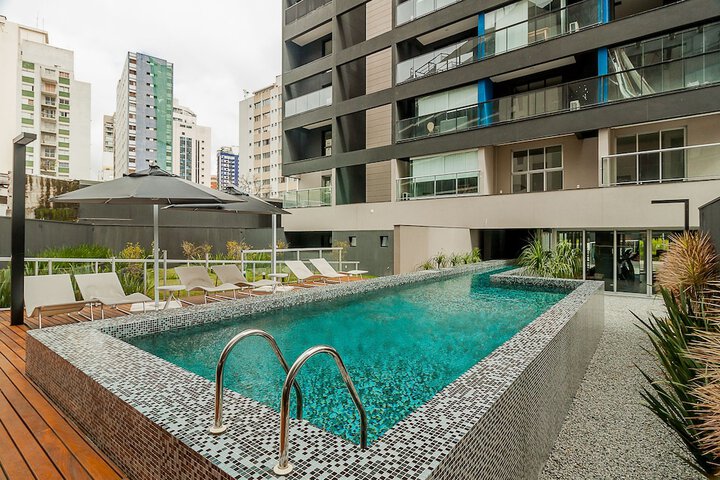 Pool 20 of 34
