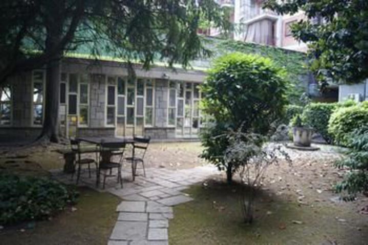 Hotel 5 of 28
