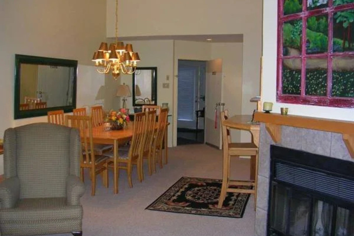 Room 7 of 38