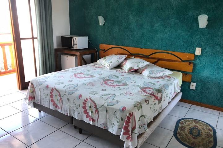 Room 7 of 37