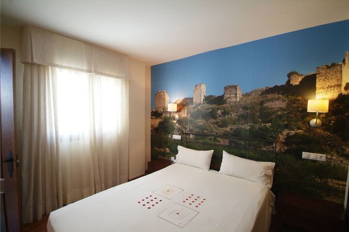 Room 14 of 70