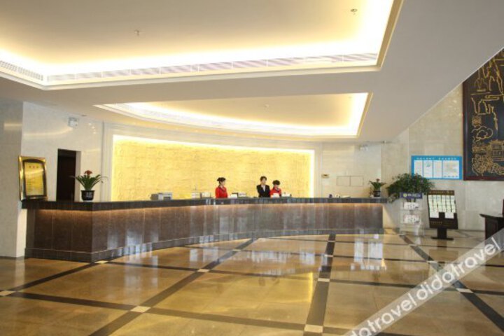 Huajing Hotel