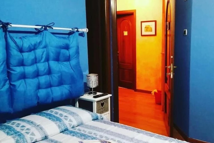 Room 10 of 65