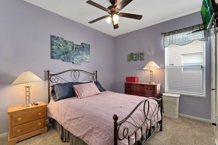 Room 2 of 30
