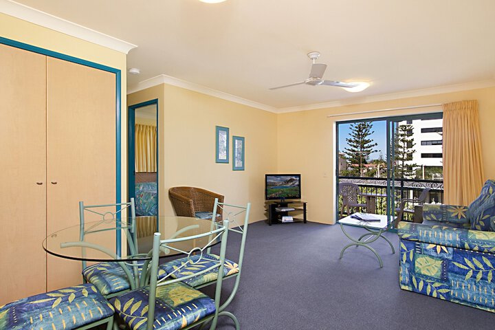 Room 25 of 63