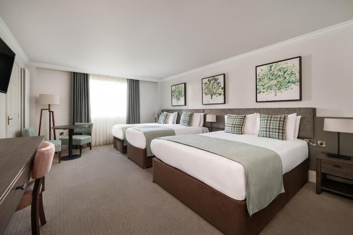 Room 3 of 15