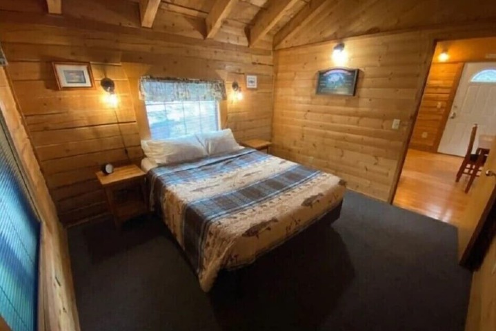 Room 17 of 63