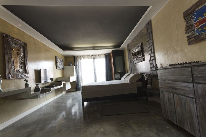 Room 16 of 231