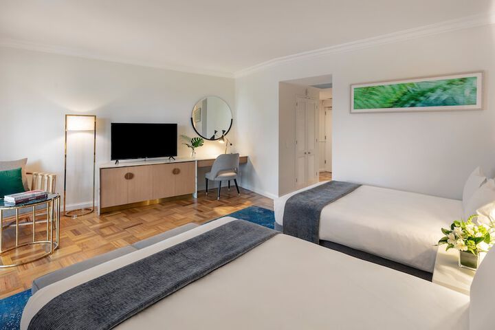 Room 7 of 168