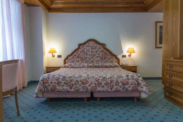 Room 20 of 54