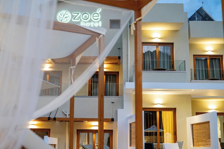 Hotel 176 of 182