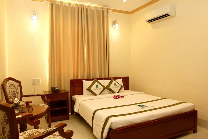 Room 30 of 64