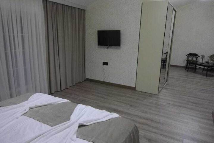 Room 17 of 26