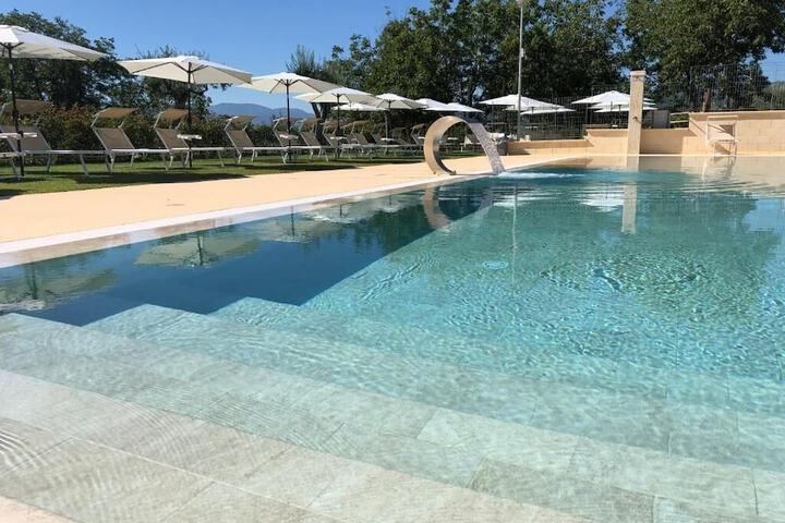 Pool 4 of 19