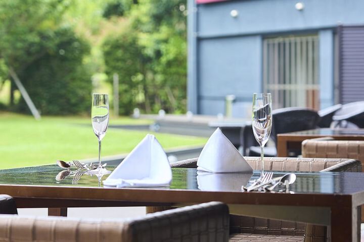 Dining 84 of 160