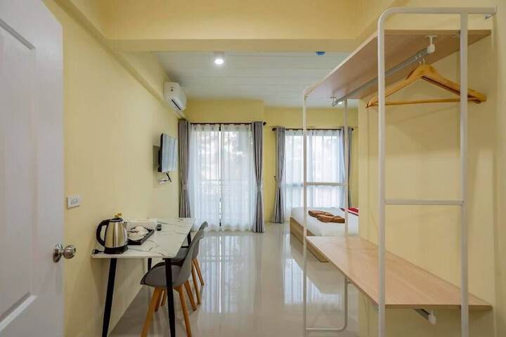Room 7 of 15
