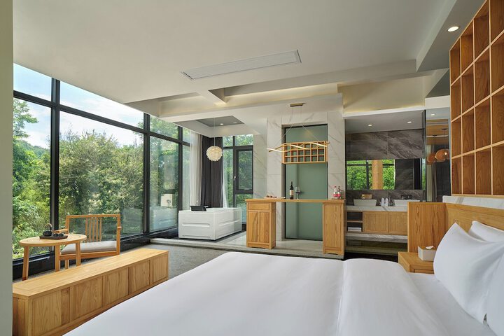 Room 7 of 88