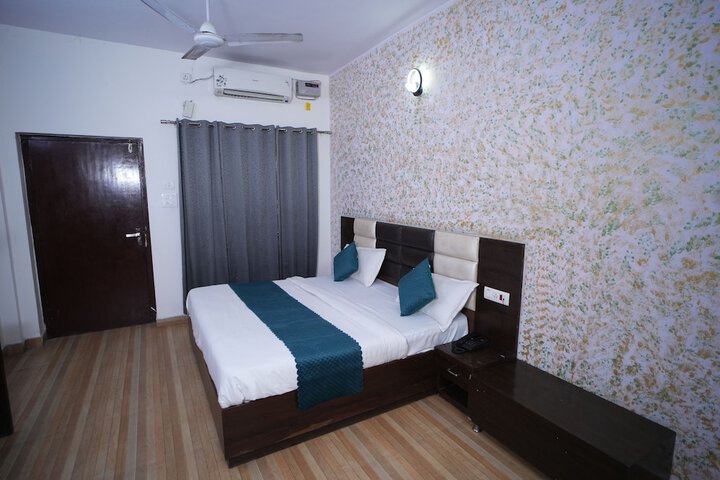 Room 22 of 43