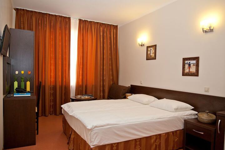 Room 3 of 29