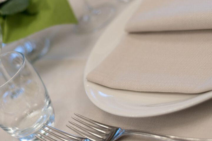 Dining 65 of 90