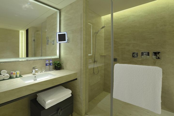 Bath Interior