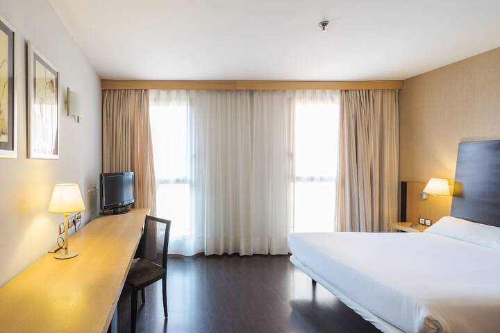Room 40 of 92