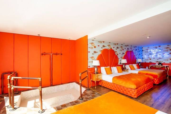 Room 123 of 194