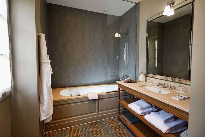 Clean Restrooms