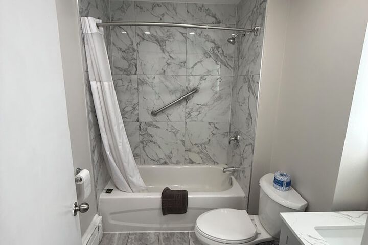 Room 19 of 27