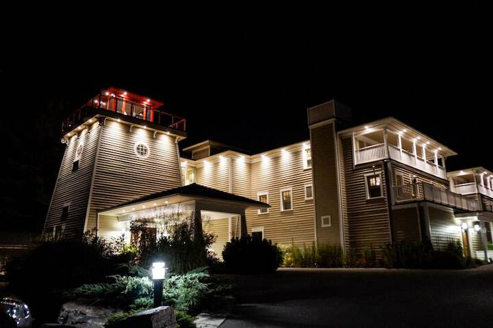 Front of property - evening/night