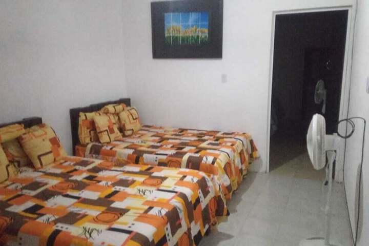 Room 2 of 9