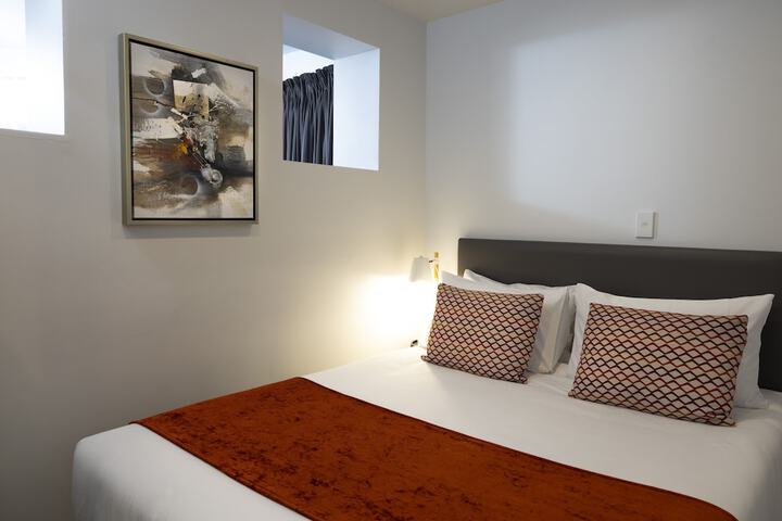 Room 12 of 29
