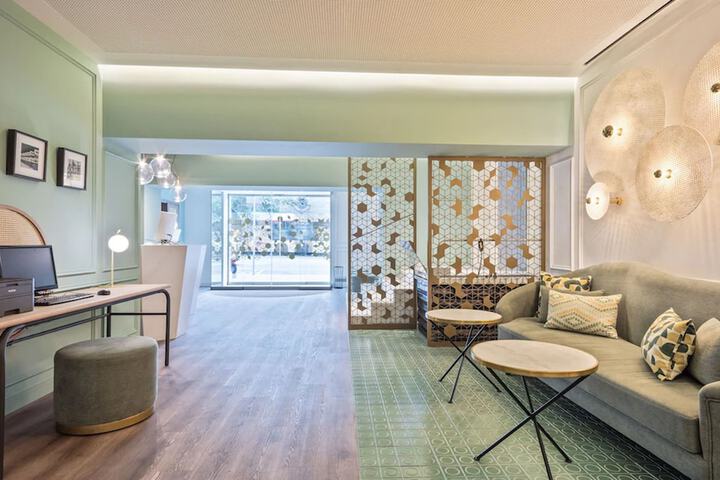 Hotel Lobby
