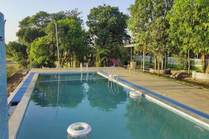 Pool 7 of 20