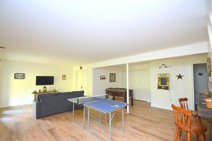 Room 21 of 46