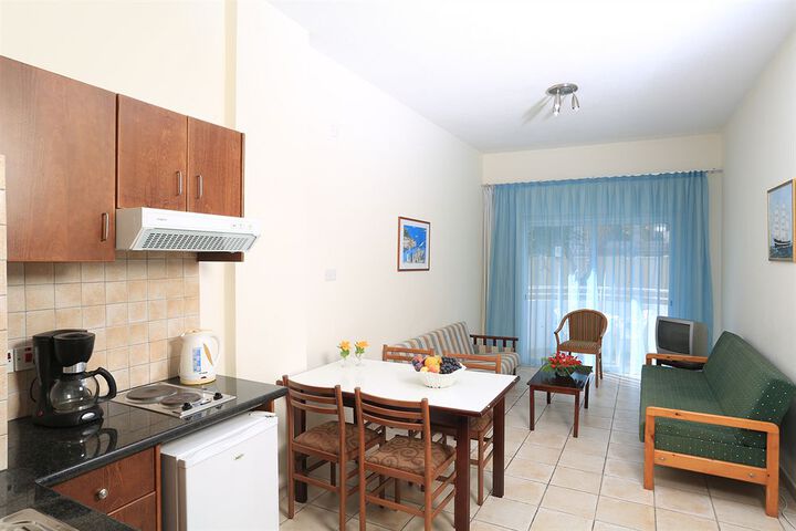 HOTEL APARTAMENTS JACARANDA
