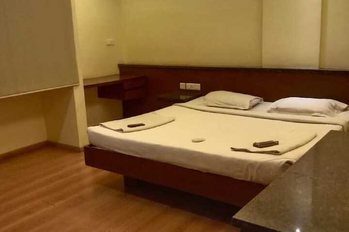 Room 7 of 39