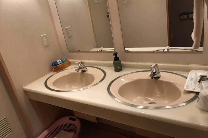 Clean Restrooms