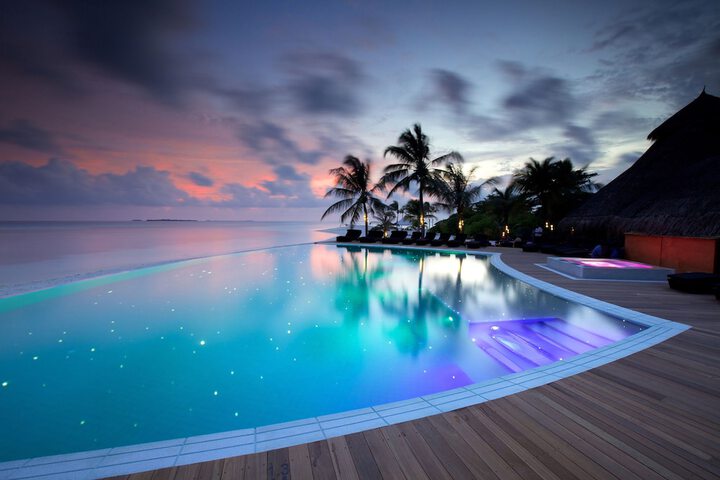 Pool 63 of 136