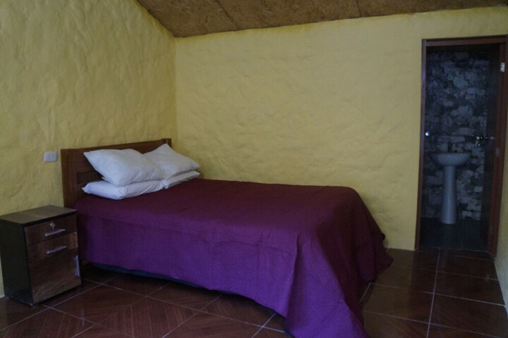 Room 5 of 15