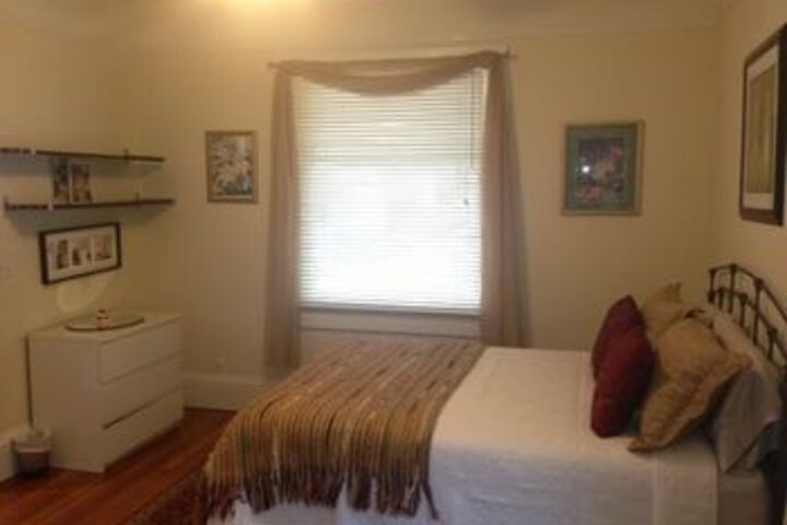 Room 4 of 13