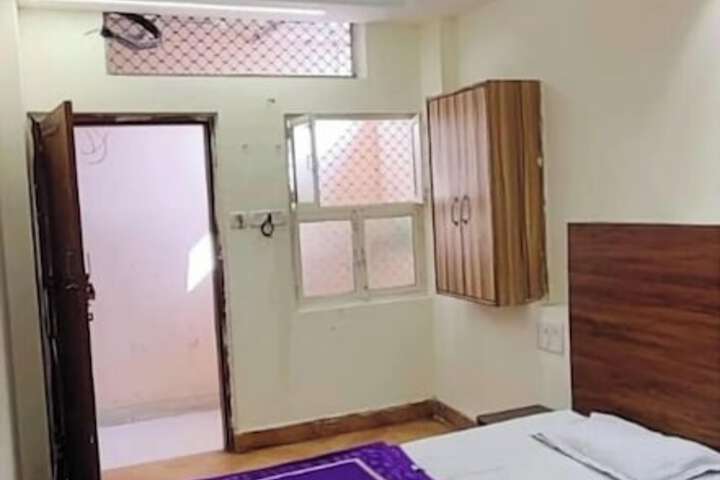 Room 19 of 41
