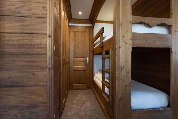 Room 2 of 14