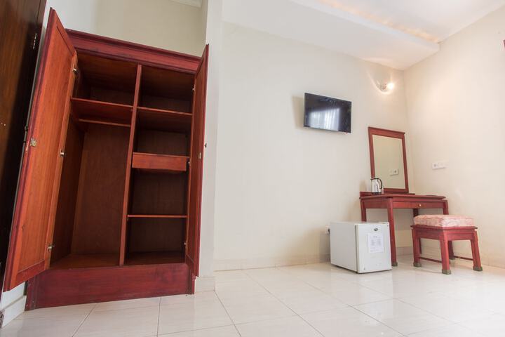 Room 18 of 91