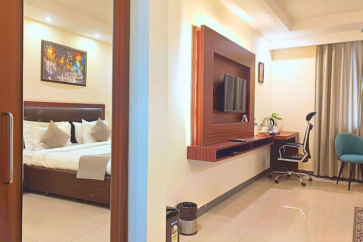 Room 16 of 95