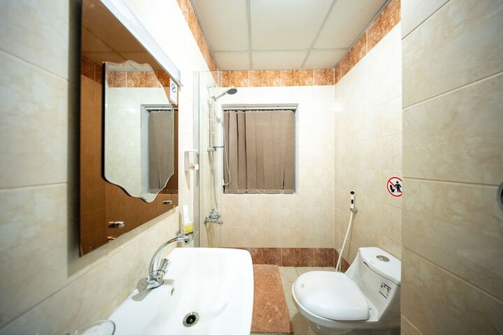 Room 25 of 31
