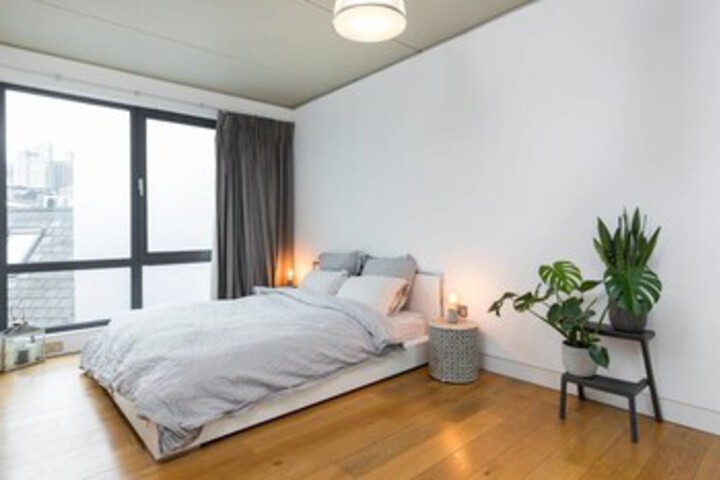 Room 5 of 20
