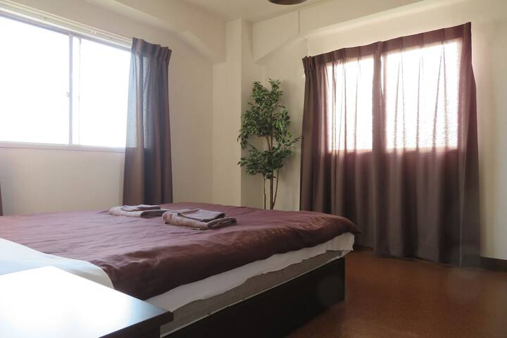 Room 16 of 68
