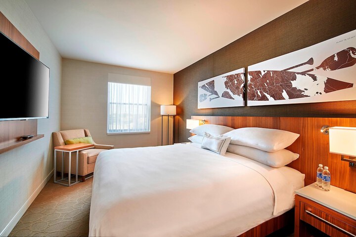 Room 4 of 47