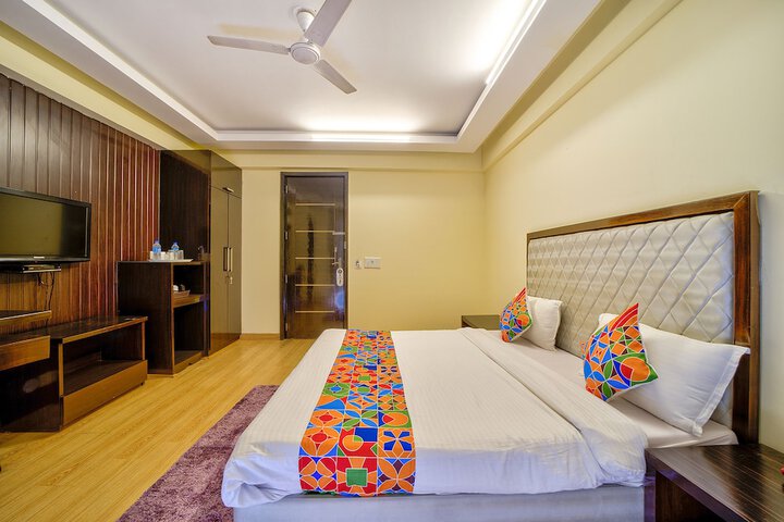 Room 20 of 33